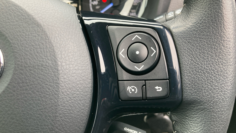 Toyota Yaris 1.5 VVT-i Icon 5dr Petrol Hatchback